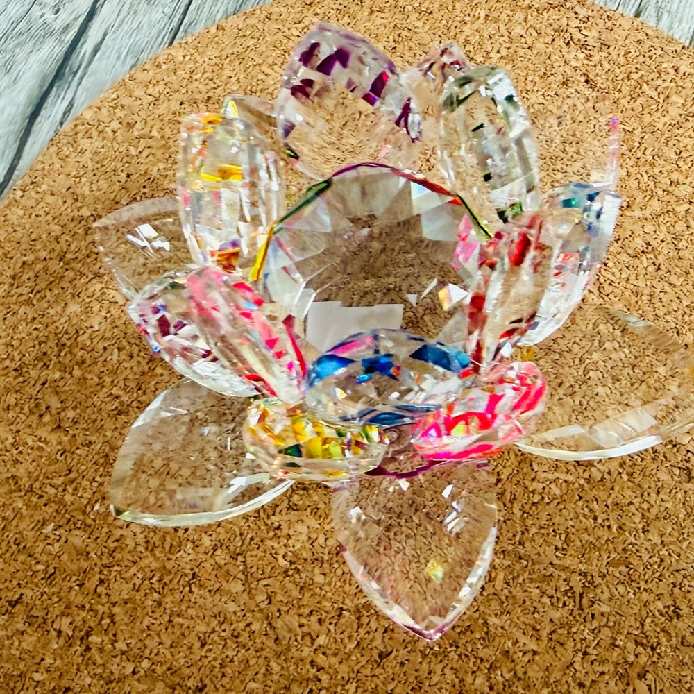 Multi-Color Crystal Lotus Flower Feng Shui Figurine – Glass Lotus Sun Catcher - Picture 4 of 5